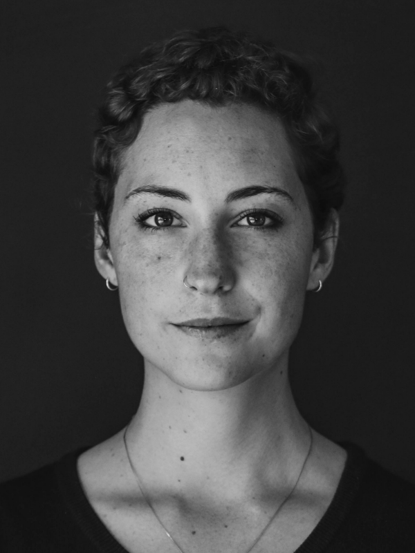 FL Minimal For the Media Headshot 2